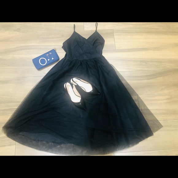 Long dresses,evening gowns,dinner parties - Picture 6 of 9